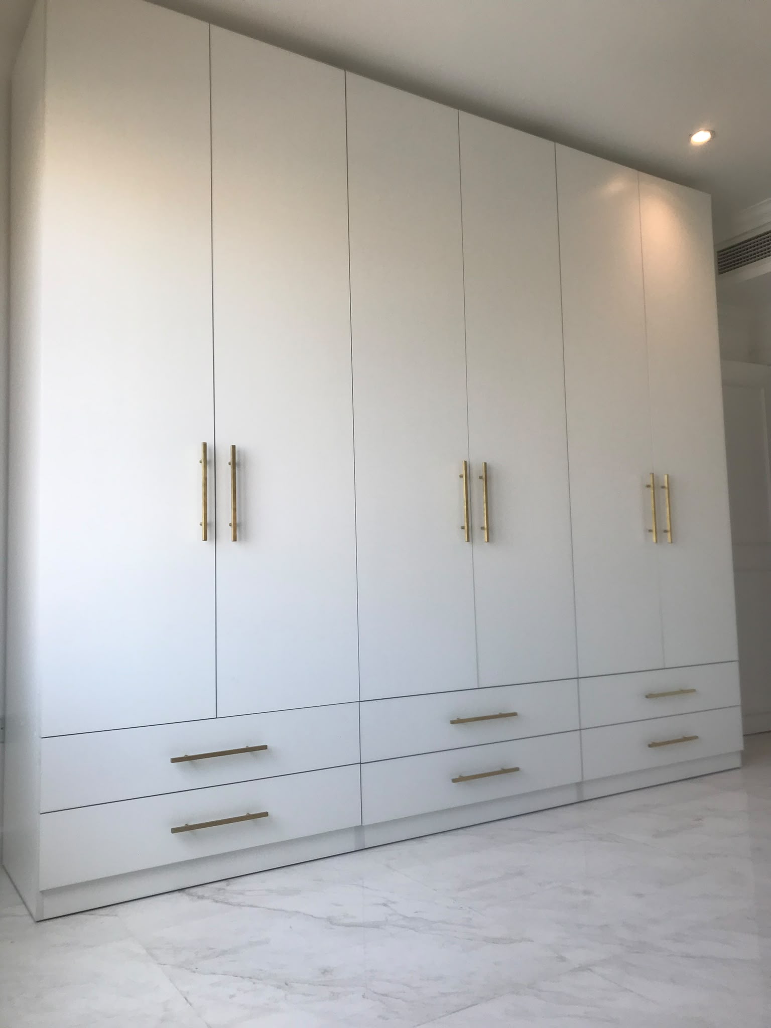 Closet  Unit 7